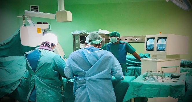 Kırşehir’de ortopedik operasyonla kalça protezi takıldı