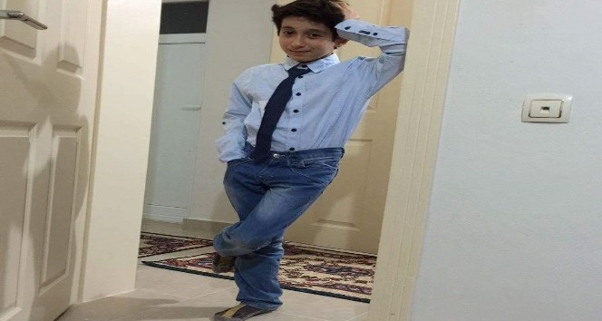 Otomobilin çarptığı bisikletli çocuk hayatını kaybetti