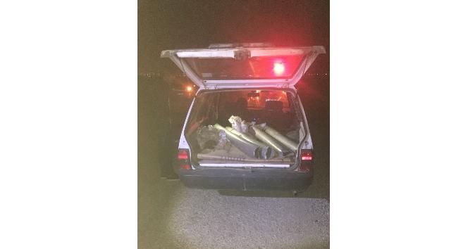 Karaman’da tarlalardan sulama borusu çalan 3 kişi yakalandı