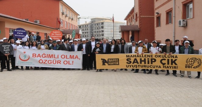 Şırnak’ta ‘Maddeye hayır’ yürüyüşü
