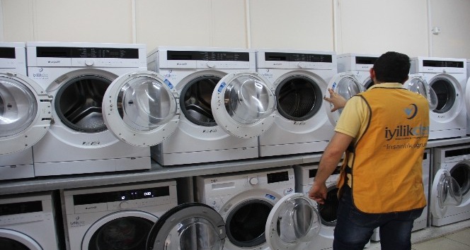İYİLİKDER’den Öncüpınar Geçiçi Barınma Merkezine Destek