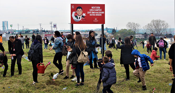 Tekirdağ'da şehit Ömer Halisdemir anısına fidan dikildi