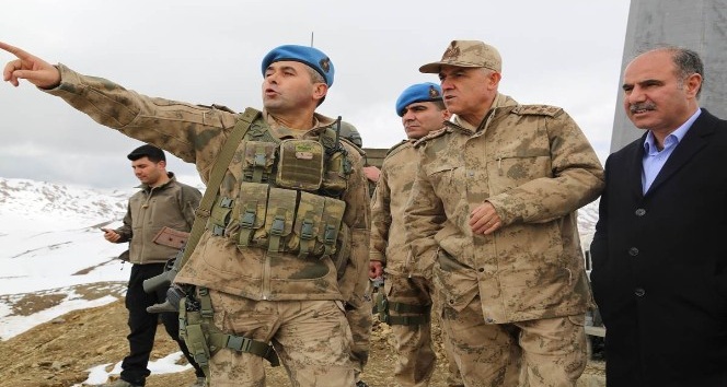 Jandarma Genel Komutanı Orgeneral Çetin, Kato Dağına çıktı