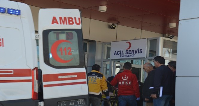 Eleşkirt’te 2 ayrı trafik kazasında 13 kişi yaralandı