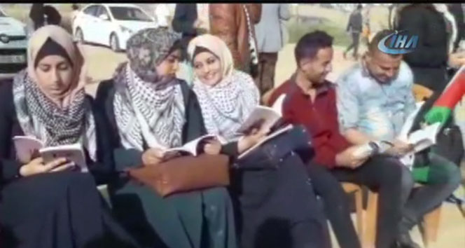 Filistinlilerden İsrail sınırında okuma eylemi