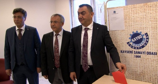 Büyüksimitçi, KAYSO Yönetim Kurulu seçiminde oyunu kullandı
