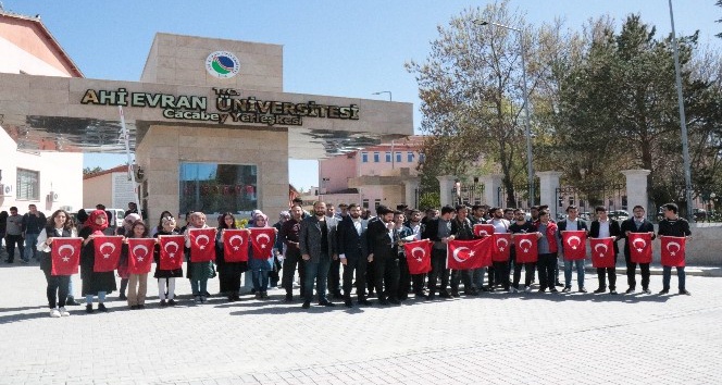 AK Parti Gençlik Kollarından ’Üniversitelerde teröre hayır’ çağrısı