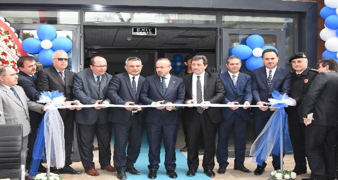 ÇOMÜ Anafartalar Kapalı Spor Salonu törenle açıldı