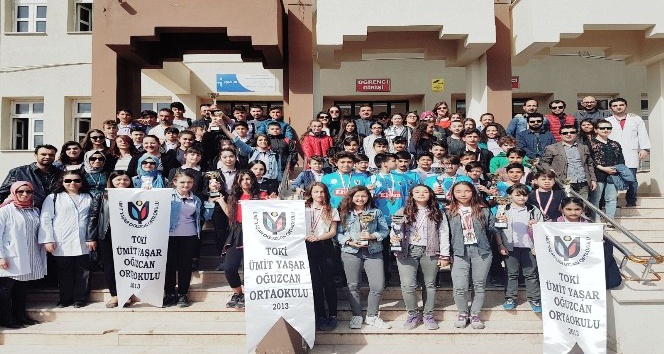 TOKİ Ümit Yaşar Oğuzcan Ortaokulu’nun spor başarısı