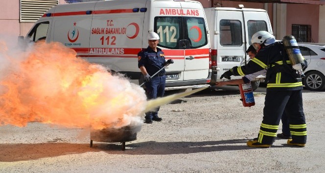 İtfaiye Müdürlüğü eğitimlere devam ediyor