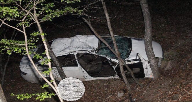 Otomobil 60 metrelik uçuruma yuvarlandı: 1 ölü