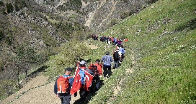 ‘Bu dağlar bizimdir’ demek için yürüdüler