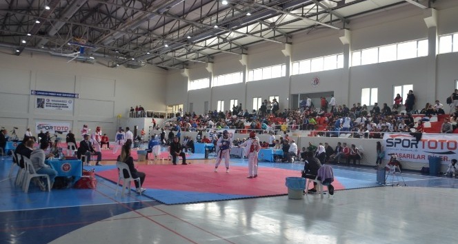 ÇOMÜ, Türkiye Üniversiteler Taekwondo Şampiyonası’na ev sahipliği yapıyor