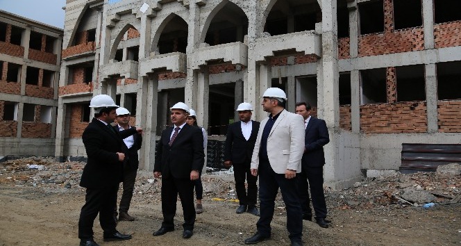 Terörün yıktığı okullar devlet yatırımıyla ayağa kaldırıldı