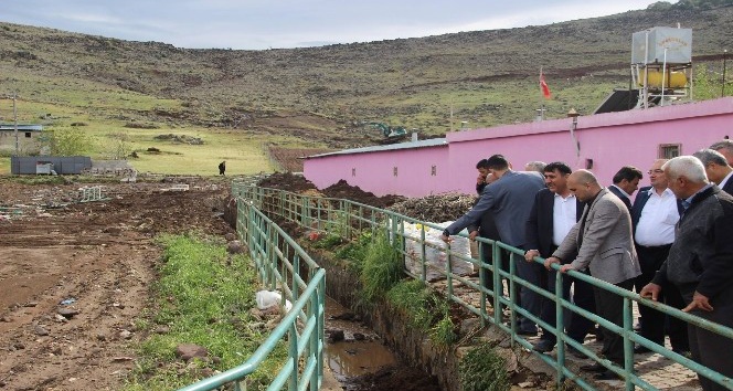 Kilis’te dolu ve yağmurun neden olduğu hasar tespit ediliyor