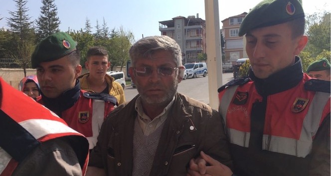 Eşini, oğlunu ve kayınpederini bıçaklayan şahıs tutuklandı