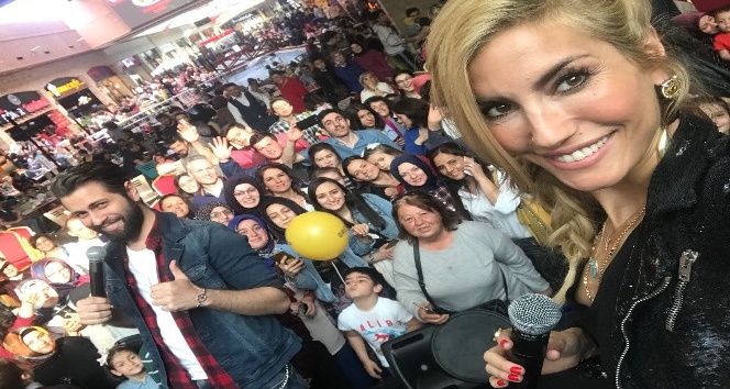 Highway’de Çağla Şikel coşkusu