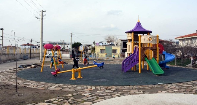 Modern oyun parkları çocukların neşesi oldu