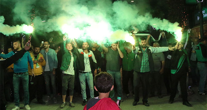 Akhisarspor, final heyecanını sokaklara taşıdı
