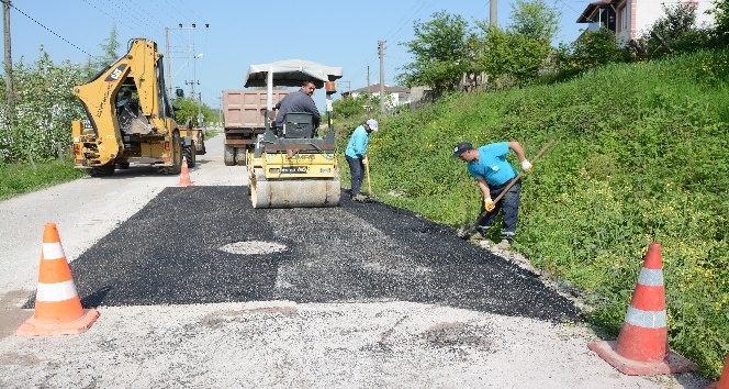 Kartepe’de asfalt çalışmaları devam ediyor