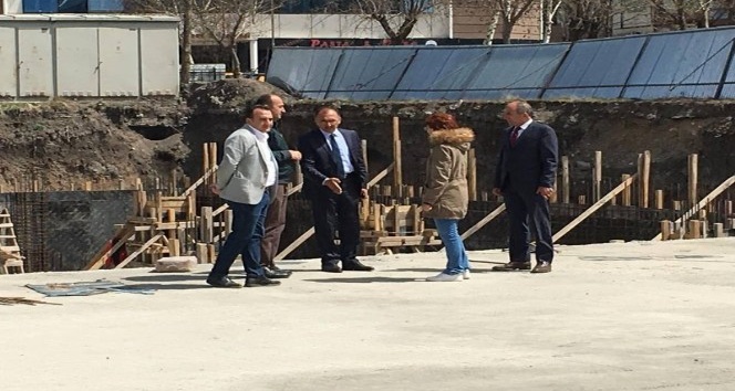 Başkan Köksoy, kapalı otopark inşaat çalışmasını yerinde inceledi