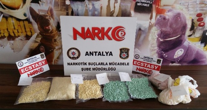 Antalya’da uyuşturucu operasyonu: 10 şüpheli tutuklandı