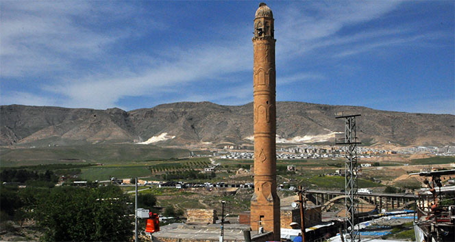 Hasankeyf’te El Rızk Camii minaresi, sökülerek taşınacak