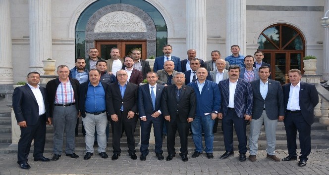 Halıcılar ortak başarı için kenetlendi