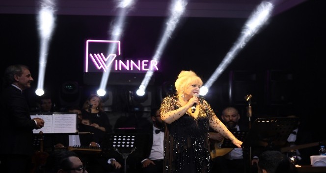 Diva ile Abacı’dan unutulmaz konser