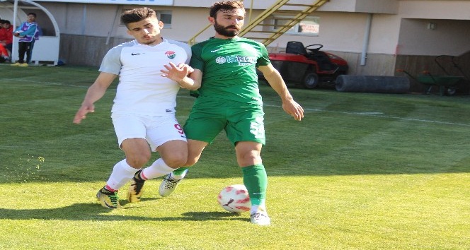 TFF 2. Lig: Sivas Belediyespor: 4 - Kocaeli Birlikspor: 1