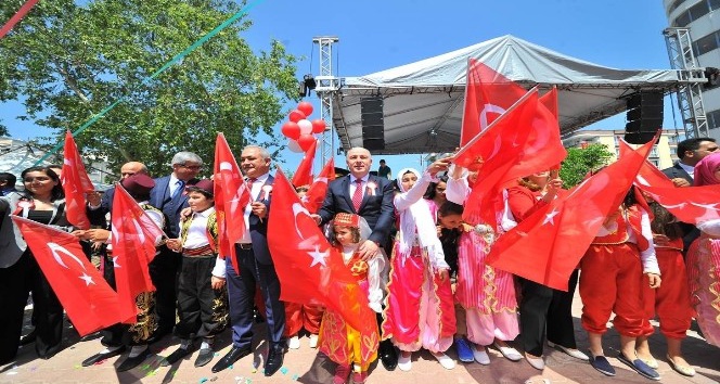 Osmaniye’de 23 Nisan kutlamaları