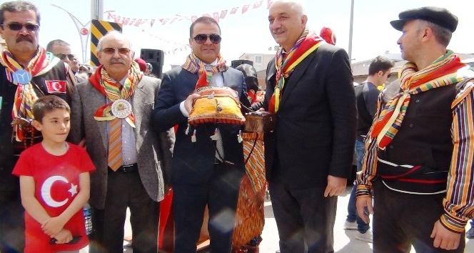 Türk Dünyası Yörük Türkmen Birliği heyeti Erciş’te