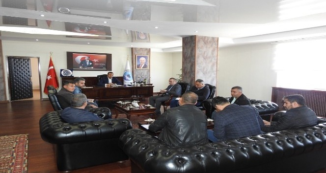 Başkan Bedirhanoğlu, Şırnak’ı yeniden inşa eden firmalarla bir araya geldi