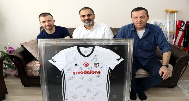 Beşiktaş Kulüp Başkanı Orman’dan Afrin gazisine anlamlı hediye