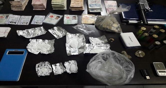 Gaziantep’te uyuşturucu çetesine operasyon: 9 gözaltı