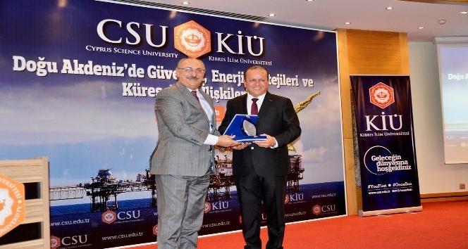 Kıbrıs İlim Üniversitesi’nden ‘Doğu Akdeniz’de Güvenlik Enerji Stratejileri ve Küresel Göç İlişkileri’ konferansı