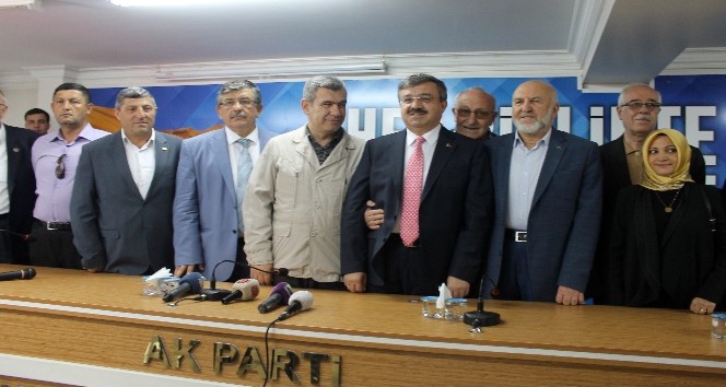 AK Parti İl Başkanı Yurdunuseven aday adaylığı için istifa etti