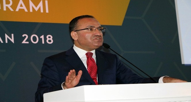Bozdağ: “Bu millet ata sahibini bindirmiş Türkiye’nin atı şaha kalkmış”