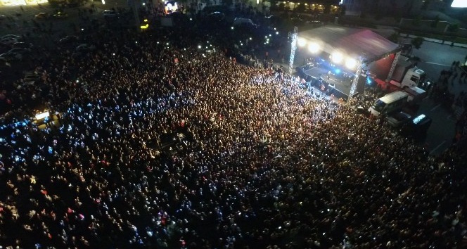 Nata Vega’da Koray Avcı izdihamı