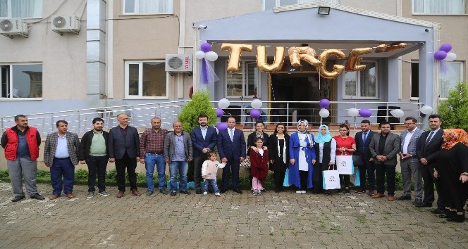 TÜRGEV kız yurdu öğrencilerden el sanatları sergisi