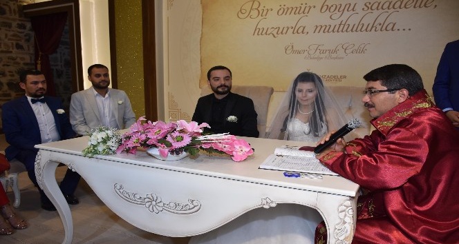 Başkan Çelik’ten yeni evli çiftlere dualı mesir