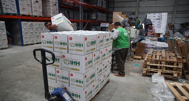 İHH’nın Ramazan tırları yola çıktı