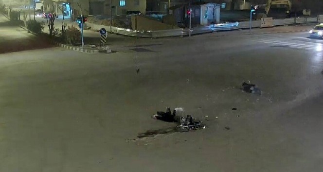 Kilis’te trafik kazaları şehir polis kamerasına yansıdı