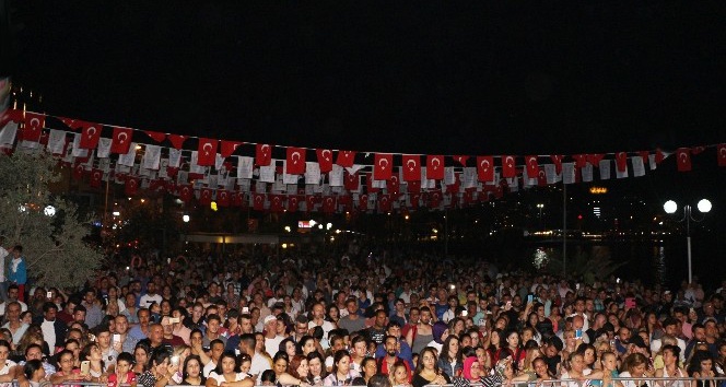Kuşadası’nda Hıdrellez şenlikleri başladı