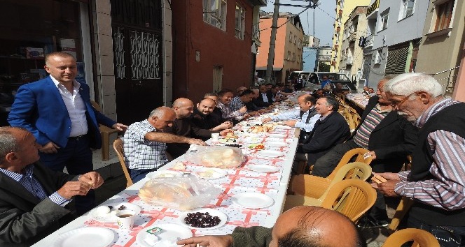 Keşap Belediye Başkanı Emür, esnaf buluşmalarını sürdürüyor