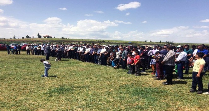 Balışeyhliler yağmur duasına çıktı