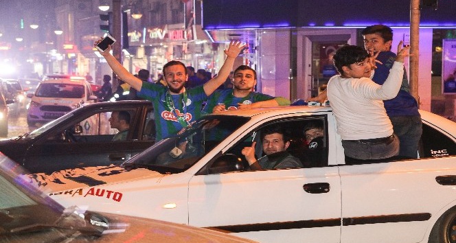 Çaykur Rizespor’un şampiyonluğunun ardından Rize’de sevinç kutlamaları