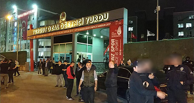 Öğrenci yurdu önünde silahlı saldırı: 1 ölü, 4 yaralı