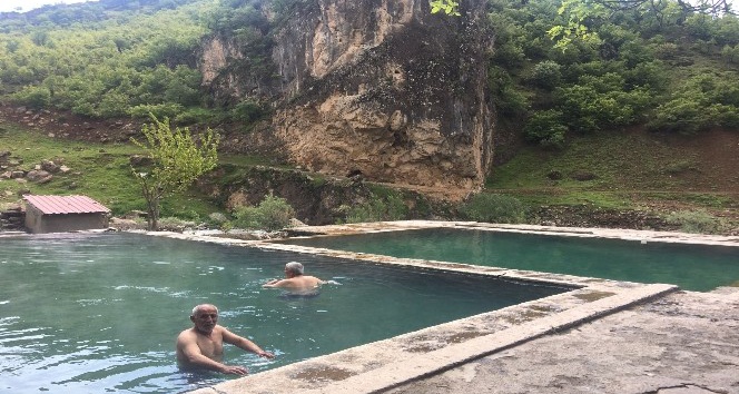 Kato Dağı manzaralı kaplıca keyfi