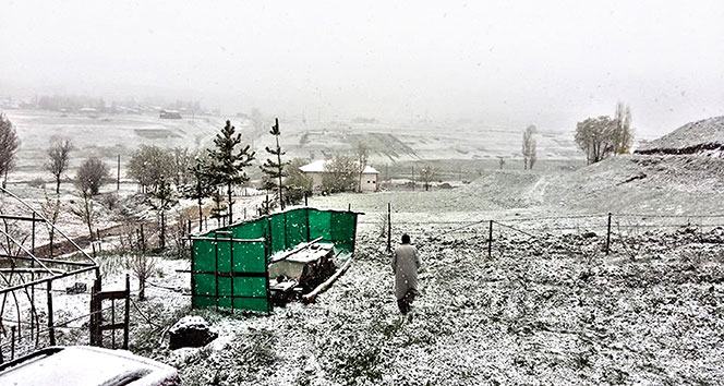 Erzurum’da Mayıs ayında kar yağdı